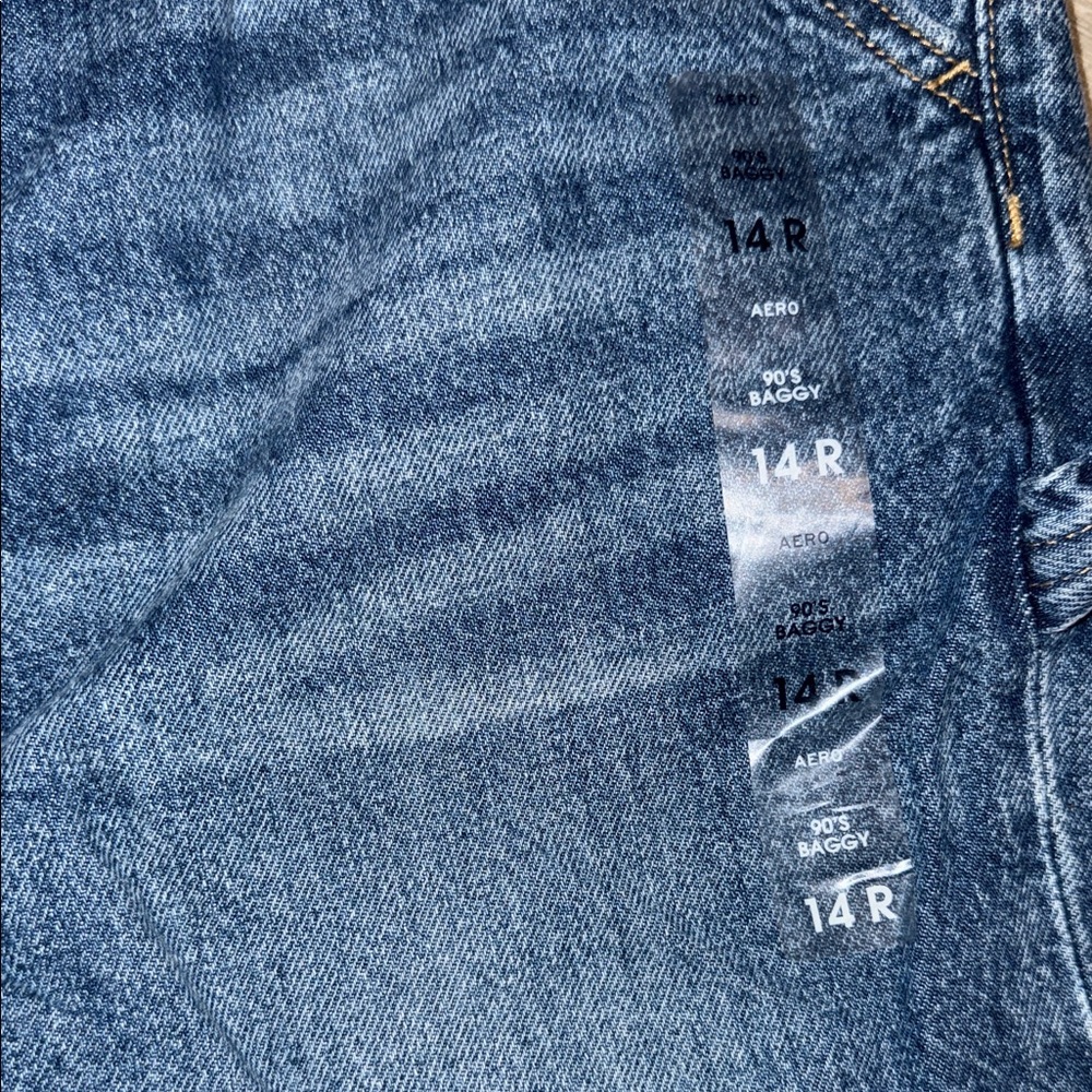 Aéropostale Stylish Jeans - Picture 3 of 5